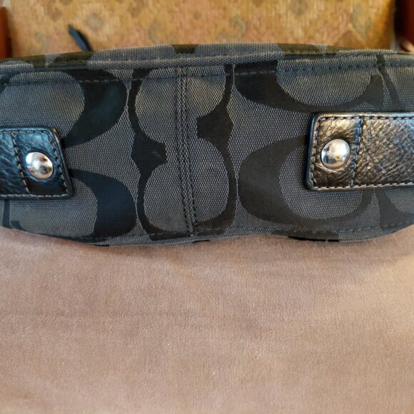 Coach Black and Gray Shoulder Bag - Picture 3 of 8